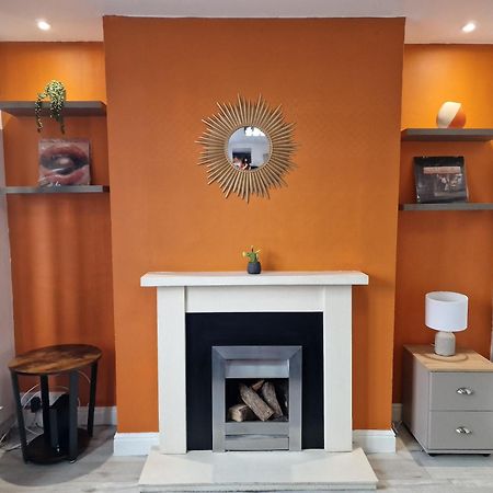 Villa Modern 4-Bed House With Garden & Parking Coventry Exterior foto